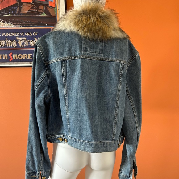 MICHAEL MICHAEL KORS faux fur collared cropped jean jacket - Picture 11 of 12